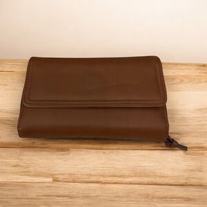 Safe Keepers Brown Faux Leather Wallet Clutch